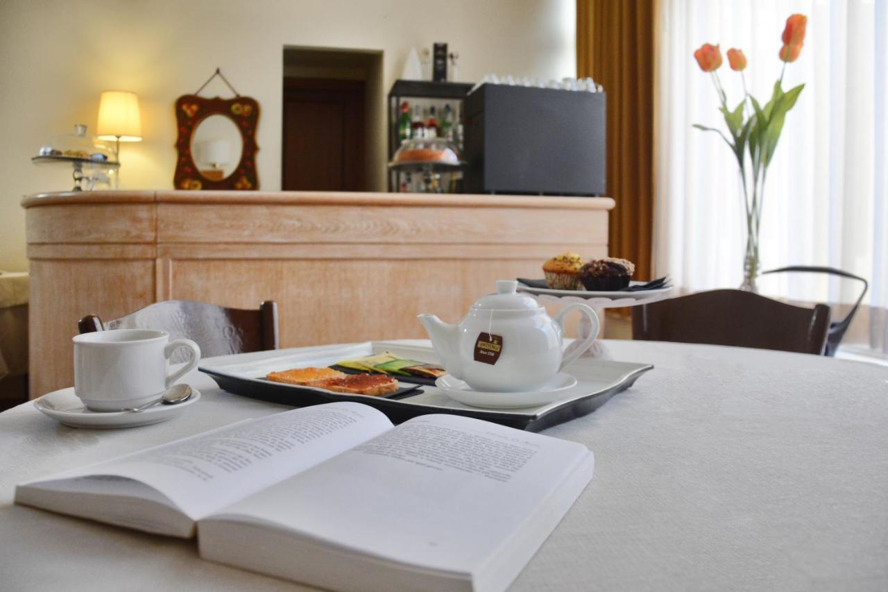 Hotel Touring Wellness & Beauty ฟีอุจจี ภายนอก รูปภาพ