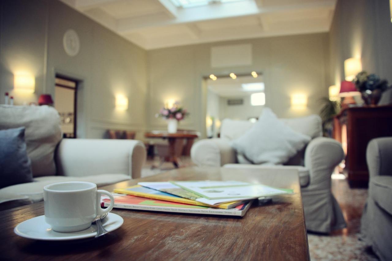 Hotel Touring Wellness & Beauty ฟีอุจจี ภายนอก รูปภาพ
