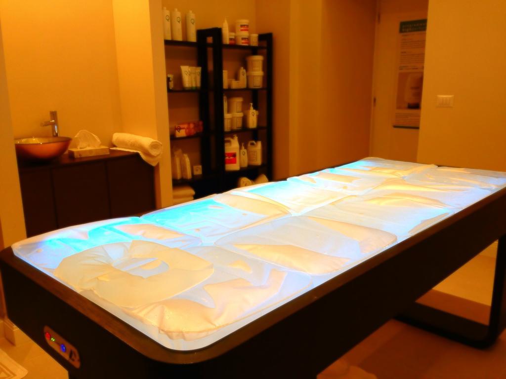 Hotel Touring Wellness & Beauty ฟีอุจจี ภายนอก รูปภาพ